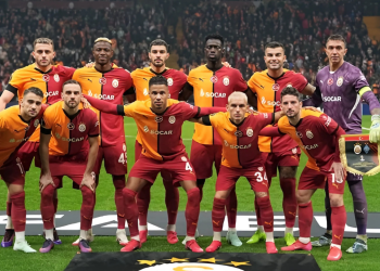 Galatasaray ve Dinamo Kiev 3-3   Yazarlardan Değerlendirmeler
