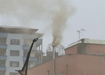 Eski hastane zehir saçmaya devam ediyor!