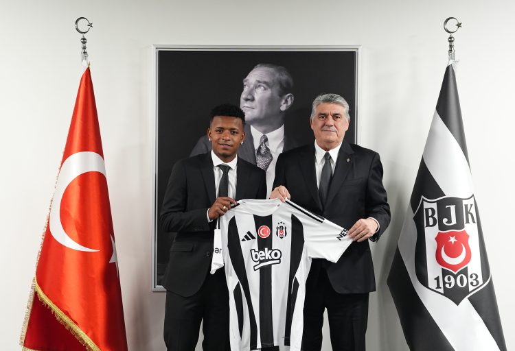 Beşiktaş, Keny Alexander Arroyo Alvarado ile Sözleşme İmzaladı