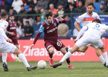 Trabzonspor, İskenderunspor Deplasmanından Berbarlikle Döndü