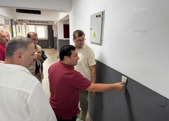 Ardeşen Kaymakamı Okullarda incelemelerde bulundu