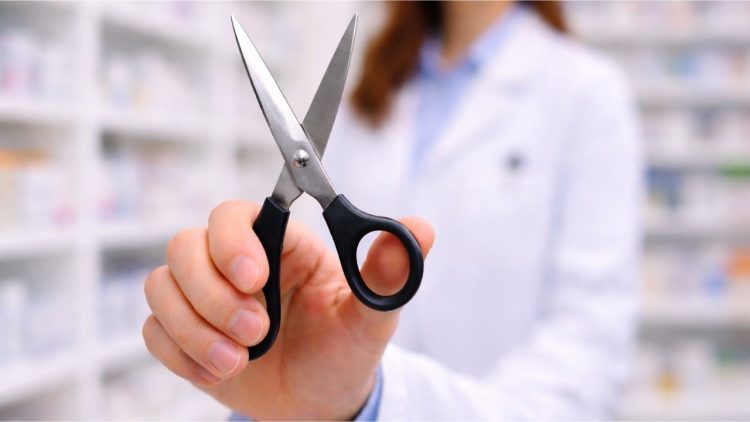 Günlük hayatta kaybolan eşyalar listesinde eczaneler şaşırtıyor