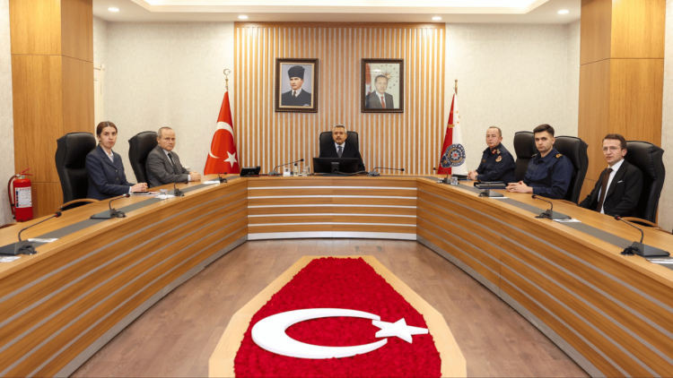 Rize’de asayiş ve güvenlik toplantısı yapıldı