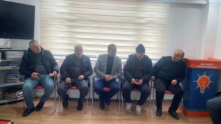 Ardeşen Doğa Avcılar ve Atmacacılar Derneğinden Ak Parti’ye Ziyaret