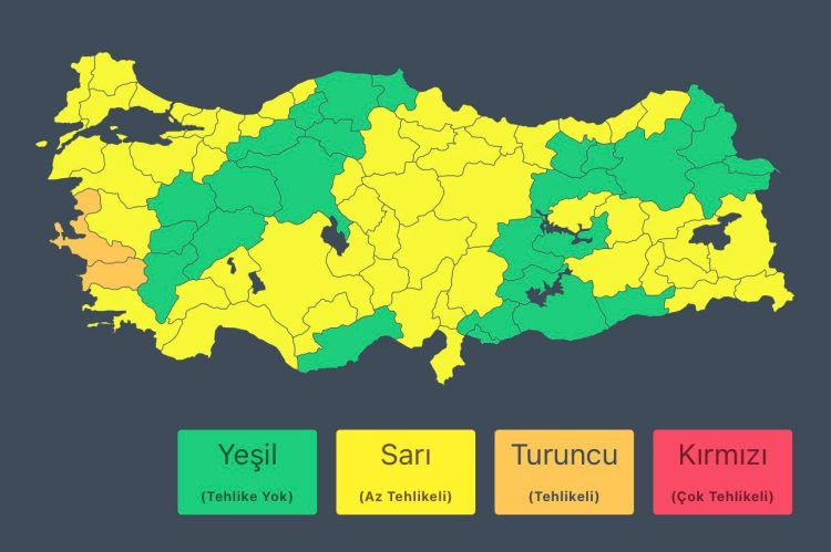 İçişleri Bakanlığı’ndan kuvvetli yağış ve fırtına uyarısı. Rize’de ciddi bir risk yok