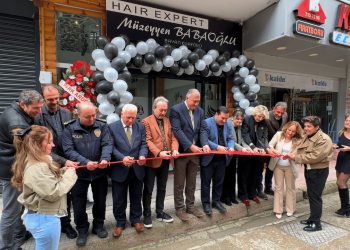Güzellik ve zarafetin yeni adresi Hair Expert Ardeşen’de açıldı
