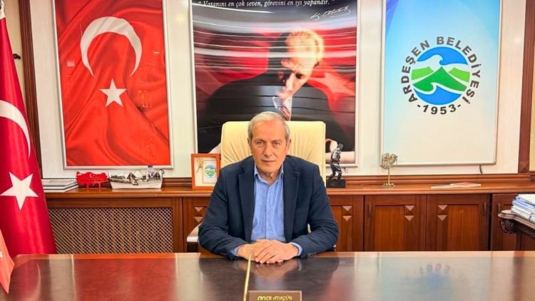 Ardeşen’de Başkanlık Makamına Ayhan Kabaoğlu Vekalet Ediyor