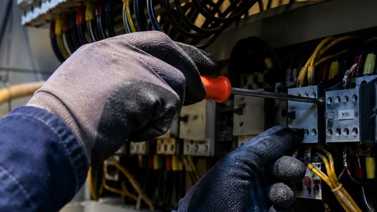 Ardeşen’de Trafo Arızası: Düz Mahallede su kesintisi