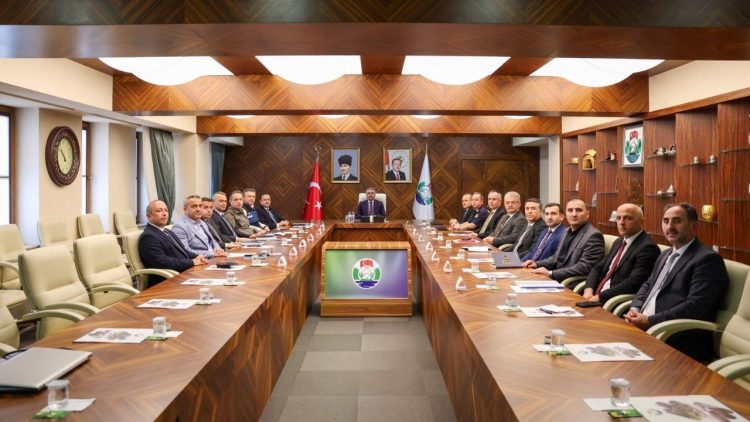 Rize’de Kritik Üçlü Sezon Öncesi “Turizm Hazırlık Toplantısı” Gerçekleştirildi