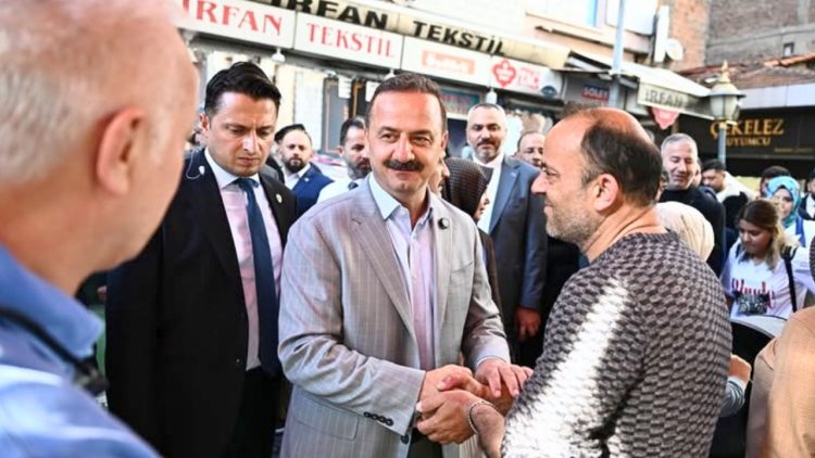 Yavuz Ağıralioğlu Ardeşen’e geliyor